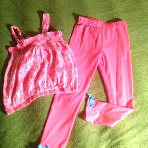 Very nice set for girls size 5-6. Emily Rose pants  and old navy top.